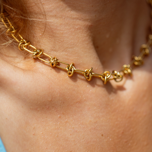 Knotted Barb Wire Chain - Gold